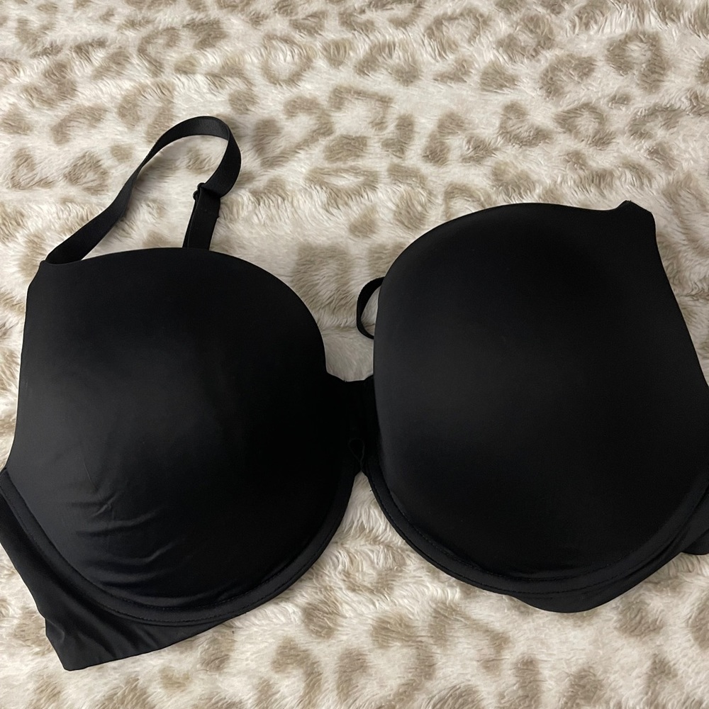 VS T-shirt Push up Bra in Black